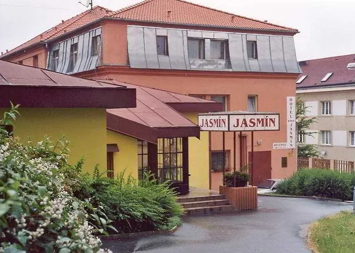 Ea Jasmín 3*